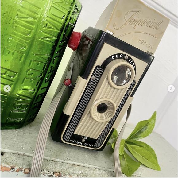 Vintage Imperial Reflex Duo Lens 620 Box Camera Strap Photography 1961 UNTESTED - Picture 3 of 10